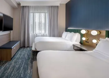 DoubleTree Suites by Hilton Hotel Mt. Laurel hotel thumbnail 8