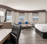 DoubleTree by Hilton Denver - Thornton hotel detail image 5