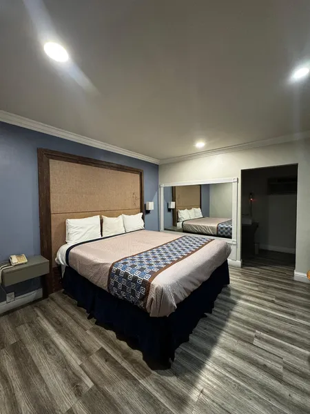 Friendship Motor Inn hotel detail image 2