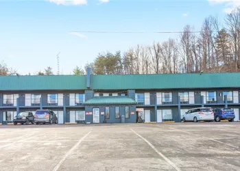 OYO Hotel Mt. Vernon KY - Renfro valley/I-75 hotel thumbnail 7