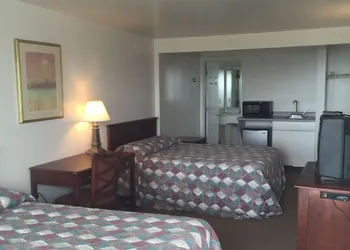 Point 1 Motel hotel thumbnail 3