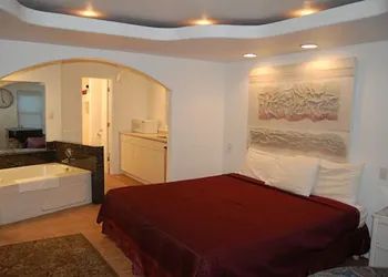 Point 1 Motel hotel thumbnail 7