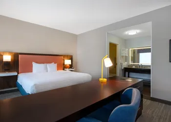 Hampton Inn & Suites Harvey/New Orleans West Bank hotel thumbnail 7