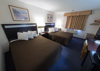 Super 8 by Wyndham Williams Lake BC hotel thumbnail 8