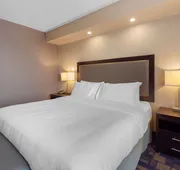 Best Western Plus Fox Creek hotel detail image 5
