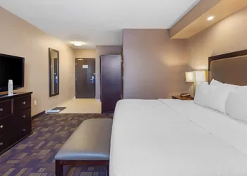 Best Western Plus Fox Creek hotel thumbnail 7