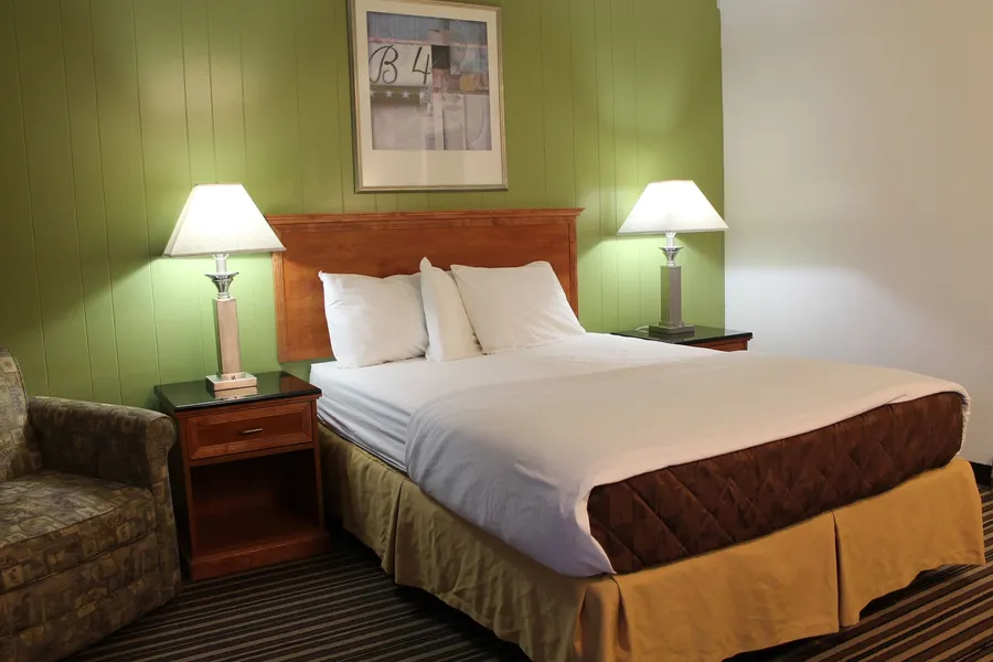 Americas Best Value Inn Boardman hotel detail image 6