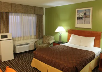 Americas Best Value Inn Boardman hotel thumbnail 7