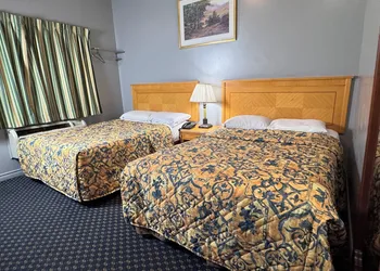 Wayfare Motel hotel thumbnail 8