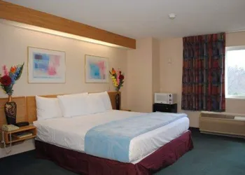 Rodeway Inn Willington North hotel thumbnail 5