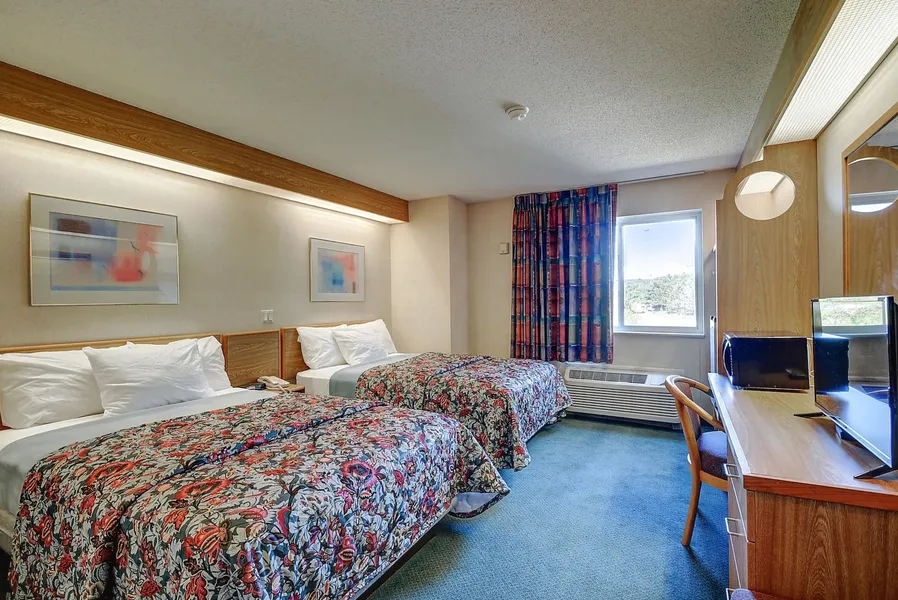 Rodeway Inn Willington North hotel detail image 6