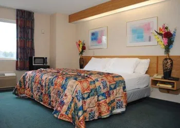 Rodeway Inn Willington North hotel thumbnail 8