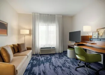 Fairfield Inn & Suites Bristol hotel thumbnail 6