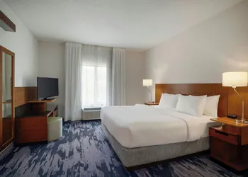 Fairfield Inn & Suites Bristol hotel thumbnail 7