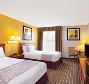 La Quinta Inn by Wyndham Orlando International Drive North hotel detail image 5