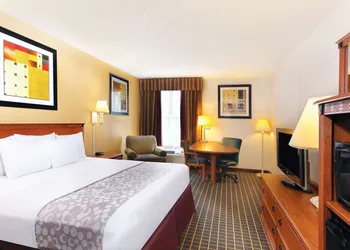 La Quinta Inn by Wyndham Orlando International Drive North hotel thumbnail 8