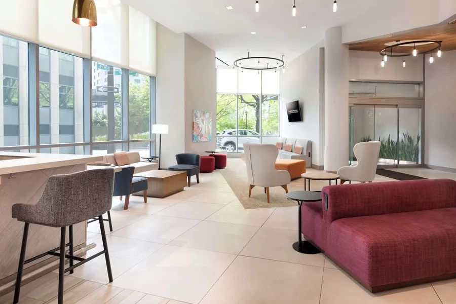 Hilton Garden Inn Long Island City New York hotel detail image 2