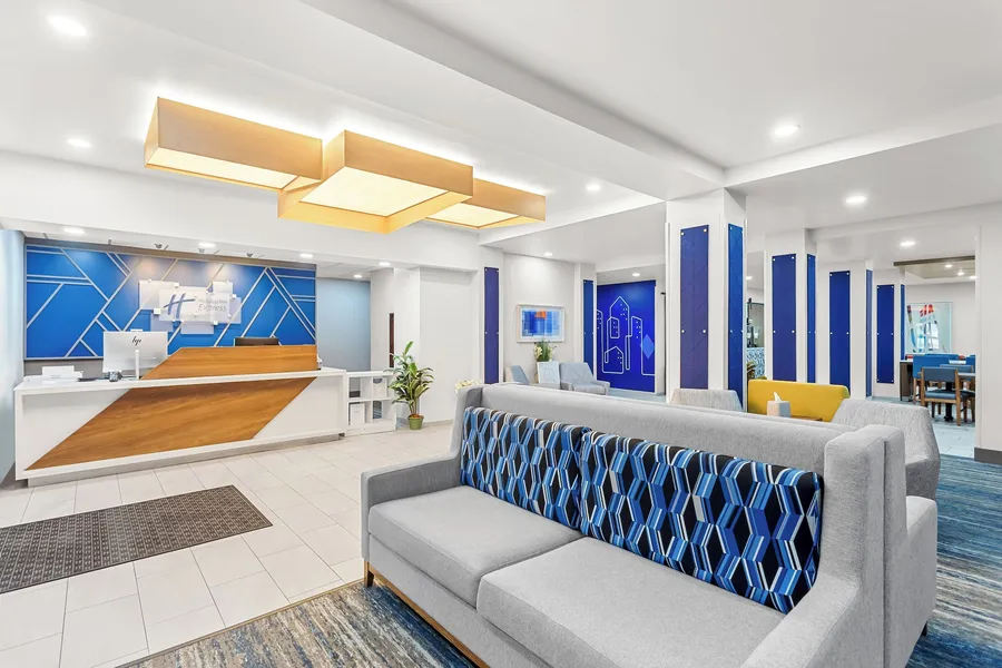 Holiday Inn Express Hotel & Suites Cross Lanes by IHG hotel detail image 2