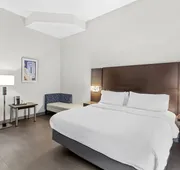 Holiday Inn Express Hotel & Suites Cross Lanes by IHG hotel detail image 5