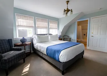 Homeport Inn and Tavern hotel thumbnail 5