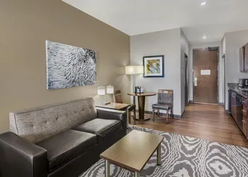 Best Western Plus Williston Hotel & Suites hotel thumbnail 7