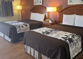 Relax Inn hotel thumbnail 6