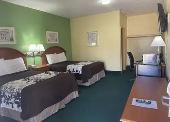 Relax Inn hotel thumbnail 7