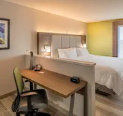 Holiday Inn Express & Suites N Waco Area - West by IHG hotel detail image 5