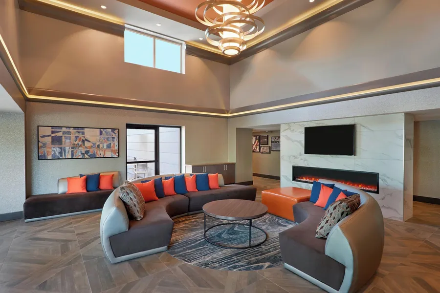 Four Points by Sheraton Hamilton - Stoney Creek hotel detail image 2