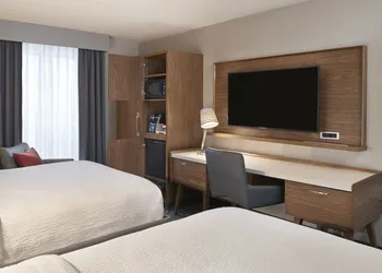 Four Points by Sheraton Hamilton - Stoney Creek hotel thumbnail 4