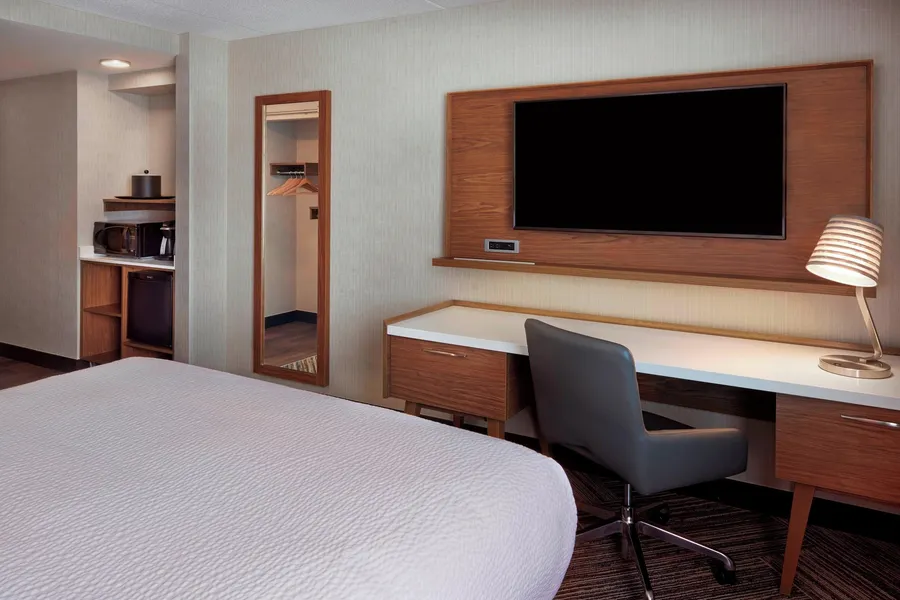 Four Points by Sheraton Hamilton - Stoney Creek hotel detail image 6