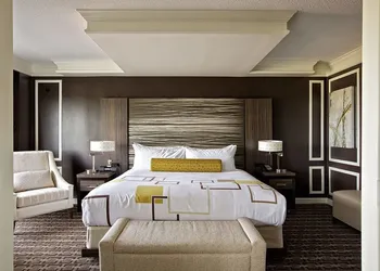 Golden Nugget hotel thumbnail 4