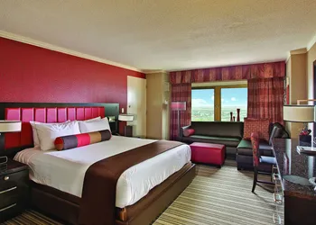 Golden Nugget hotel thumbnail 5