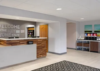 Hampton Inn & Suites Wilkes-Barre/Scranton hotel thumbnail 4