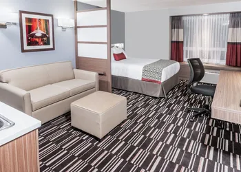 Microtel Inn & Suites by Wyndham Kitimat hotel thumbnail 8