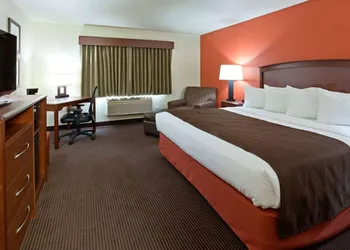 AmericInn by Wyndham Grafton hotel thumbnail 4