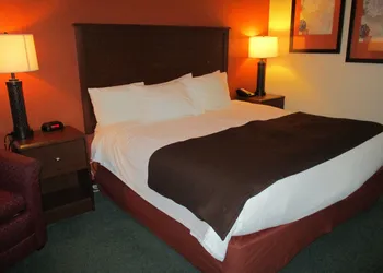 Northwoods Inn & Suites Blackduck hotel thumbnail 8