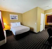 Quality Inn & Suites Westminster Seal Beach hotel detail image 4
