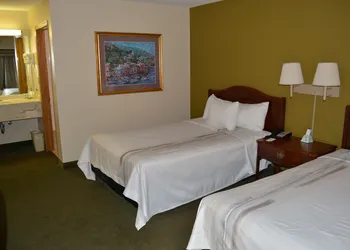 Chicago Lake Shore Hotel hotel thumbnail 4