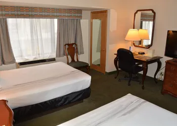 Chicago Lake Shore Hotel hotel thumbnail 6