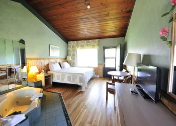 Hotel Motel Bonsoir hotel thumbnail 4