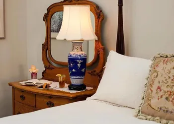 Devereaux Shields House hotel thumbnail 5