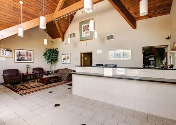 Red Carpet Inn hotel thumbnail 2