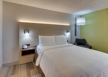 Holiday Inn Express Pittston - Scranton Airport by IHG hotel thumbnail 6