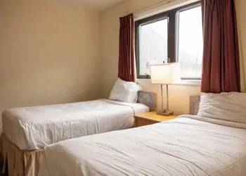 The Driftwood Lodge hotel thumbnail 2