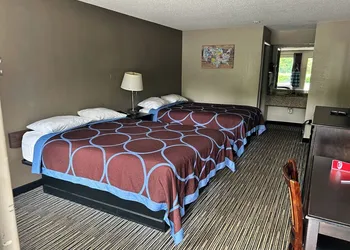 Econo Lodge Elberton hotel thumbnail 6