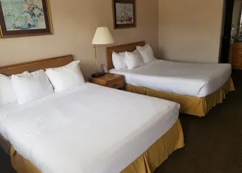 Sault Superior Place hotel thumbnail 2