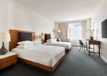 Smyth Tribeca hotel thumbnail 6