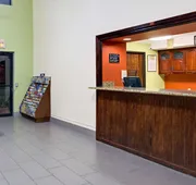Super 8 by Wyndham Clearwater/St. Petersburg Airport hotel detail image 3