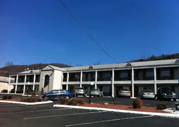 New Haven Inn hotel thumbnail 4